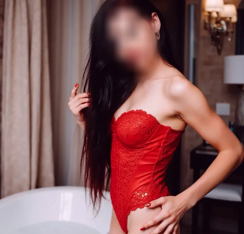 Jovana, 35